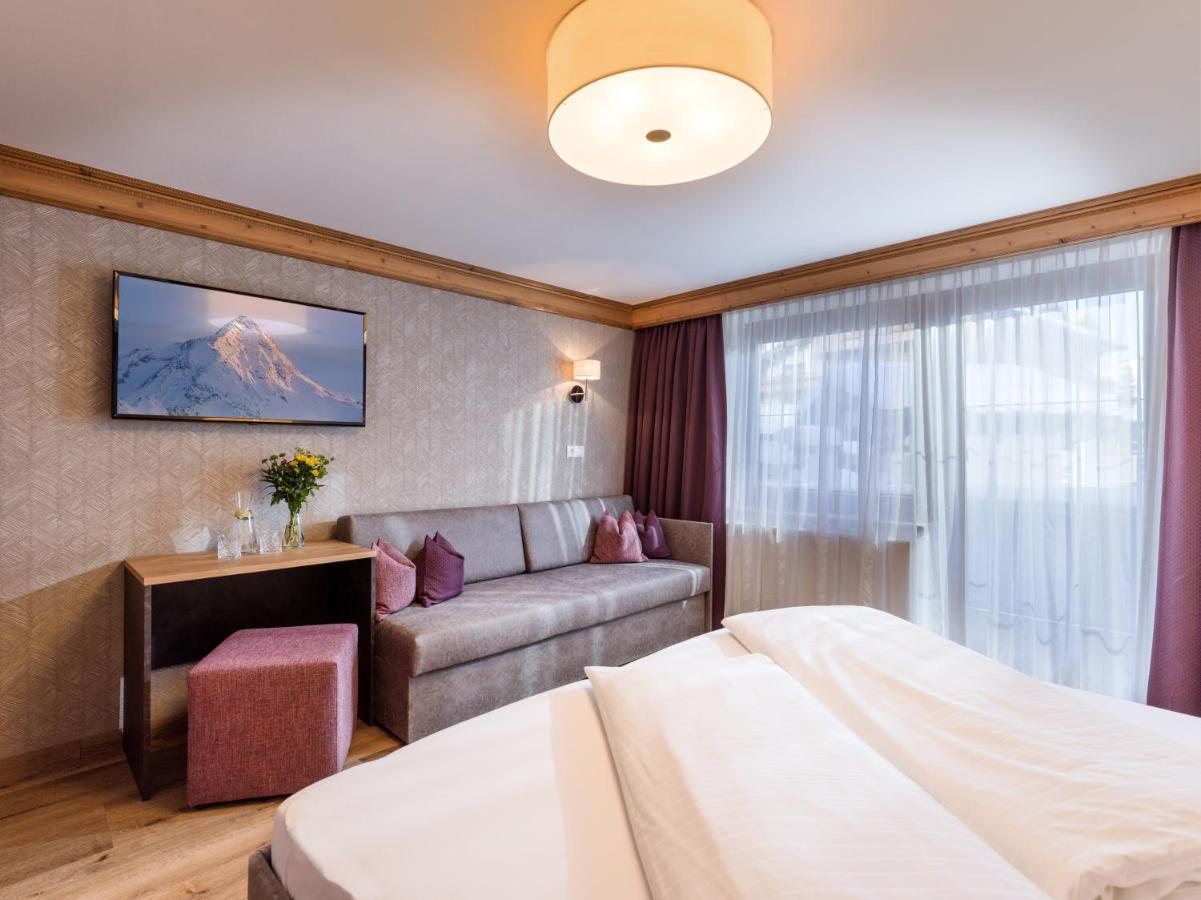 Hotel Koessler Тукс Екстер'єр фото