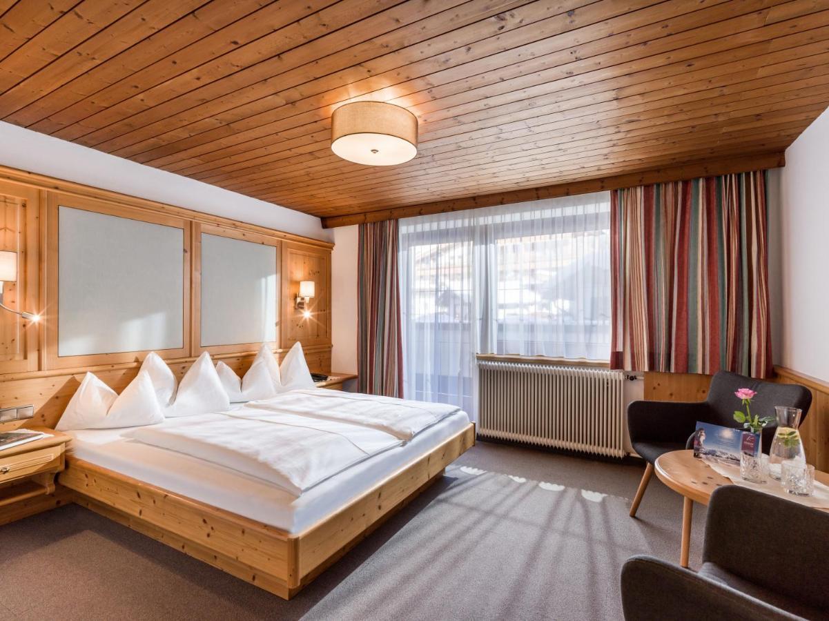 Hotel Koessler Тукс Екстер'єр фото