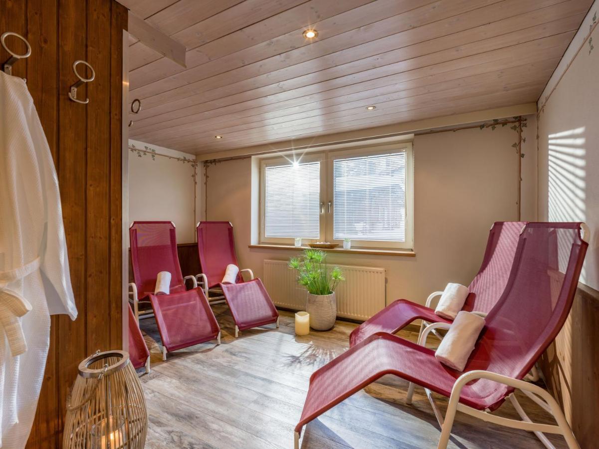 Hotel Koessler Тукс Екстер'єр фото