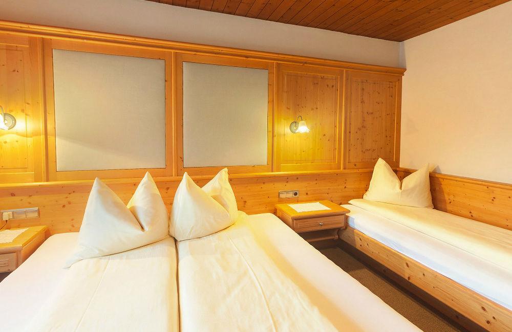 Hotel Koessler Тукс Екстер'єр фото